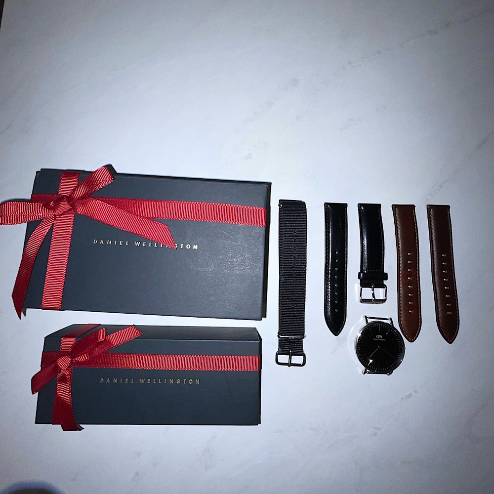 COPY - Daniel Wellington Classic Black / Silver Watch ( Gift Set )